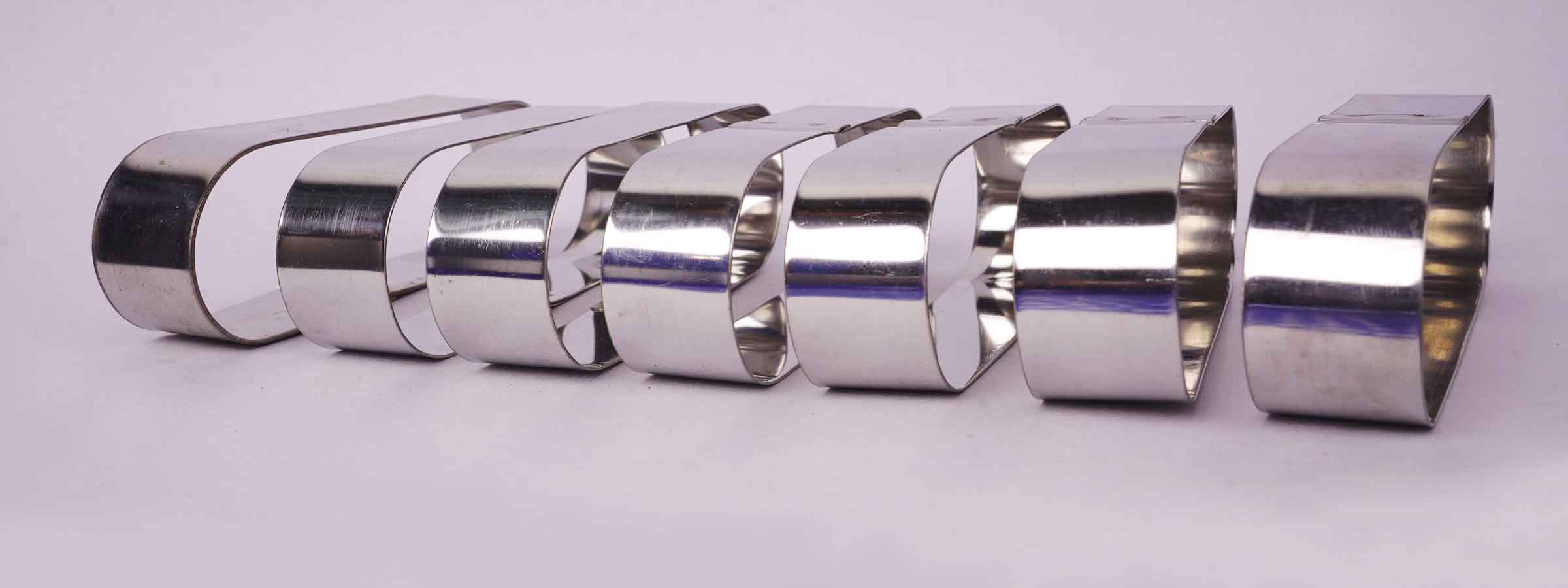 Stainless steel hot dog bun ring/cream bun(5(3/4)" x 2"x3/4")